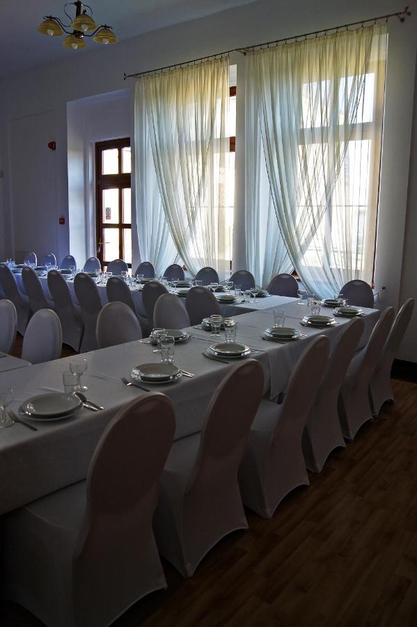 Palac Victoria Mgowo Εξωτερικό φωτογραφία
